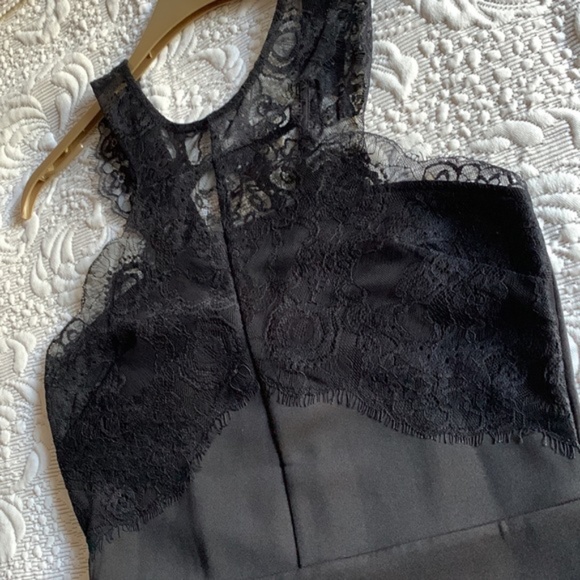TOPSHOP Lace Neckline Halter Dress - Picture 5 of 5